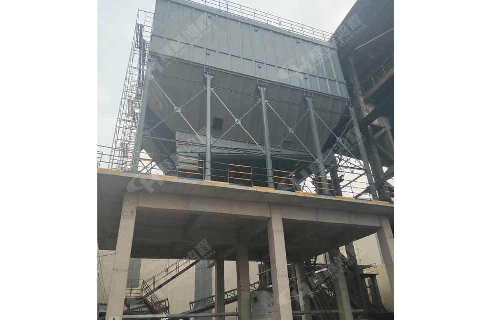 桂林鴻程立磨制粉設(shè)備總包項目安裝中 桂林鴻程立磨制粉設(shè)備總包項目安裝中