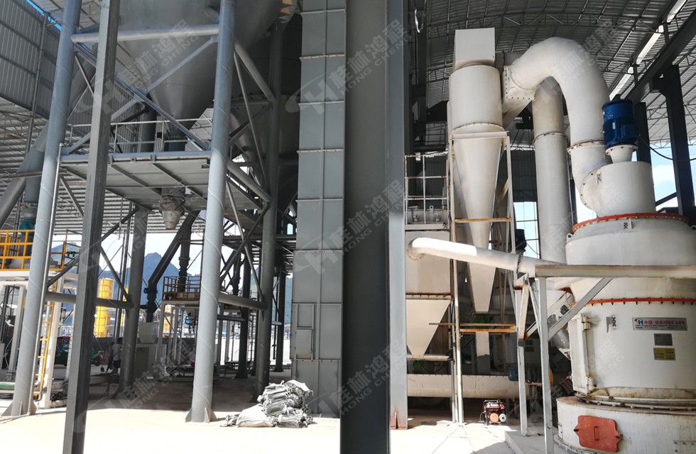 HC1500擺式懸輥磨粉機石灰石 280目 估算12噸1小時-直接進
料罐 HC1500擺式懸輥磨粉機石灰石 280目 估算12噸1小時-直接進料罐