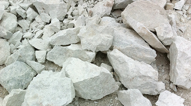 透輝石的介紹 透輝石的介紹